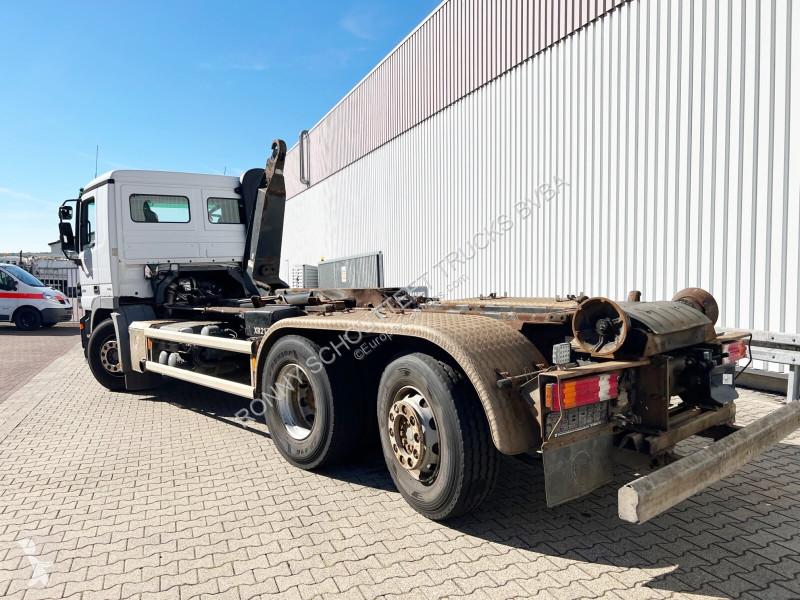 Kamion Mercedes Actros 2541 L 6x2 Actros 2541 L...