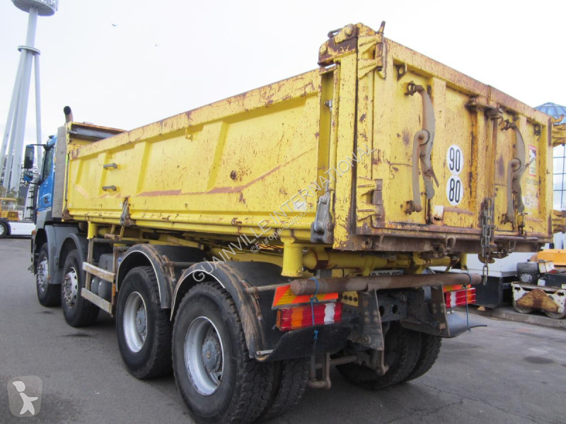 Kamion Mercedes 3240