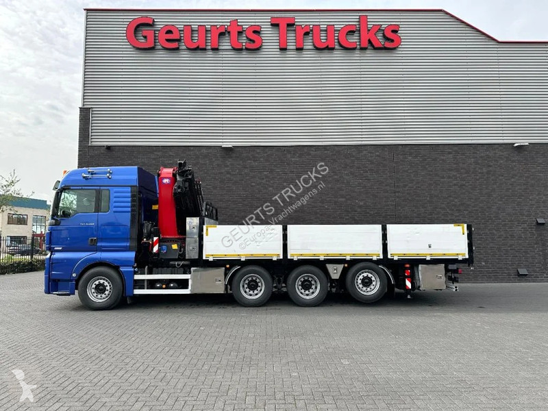 Kamion MAN 33.560 8X4 TRIDEM + HMF 4020-K8...