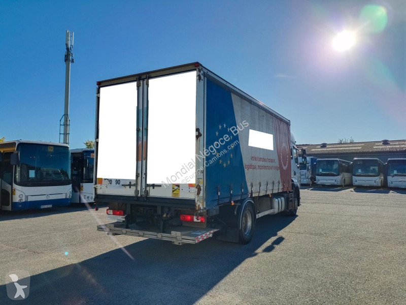Kamion Renault 320 dxi auto ecole