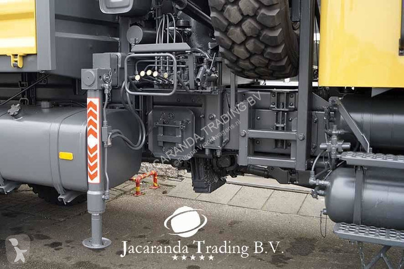 Camion Volvo N10 CARGO CRANE 6x6 - Fassi F75.21...