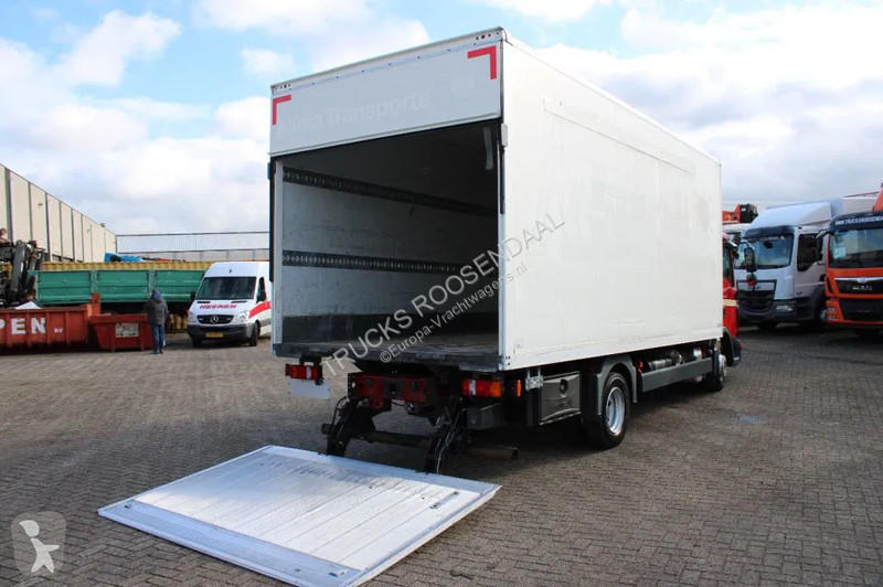 Kamion MAN 8.220 + MANUAL