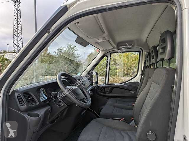 Camião Iveco Daily 35C15