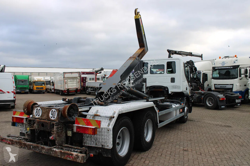 Kamion Iveco 460 + 6X2 + 20T