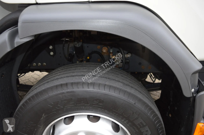 Camion Volvo * EURO5 * CARRIER SUPRA 950MT * 4X2 *