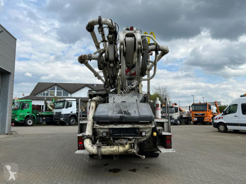 Camion Mercedes Actros 3241 B 8x4  Betonpumpe...