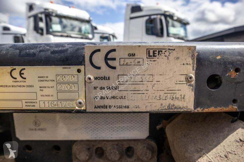 Camion MAN 32.360 BB + BAND/TAPIS/BELT T40