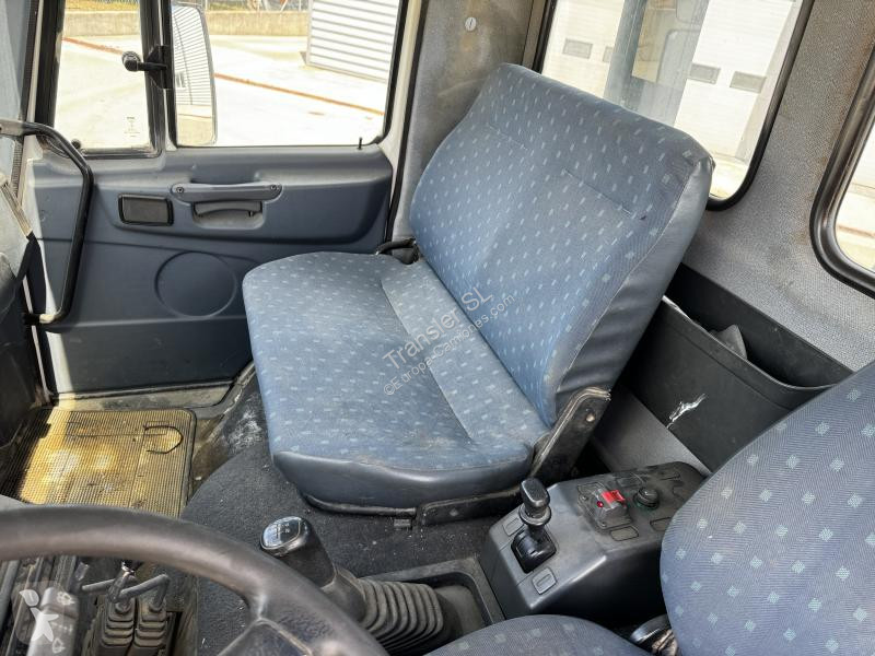 Vrachtwagen DAF 210CS