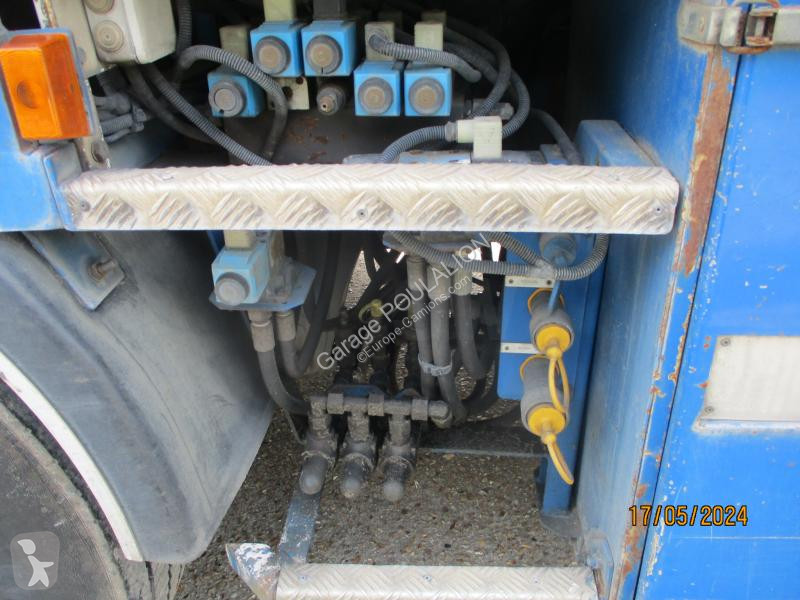 Vägmaskiner Renault HY0CUREUR cuve 6,8m3