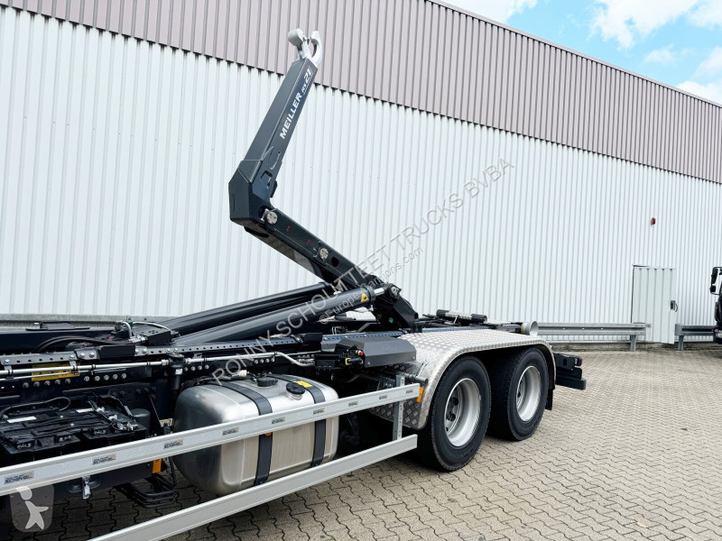 Kamion Mercedes Actros 2645 L 6x4 Actros 2645 L...