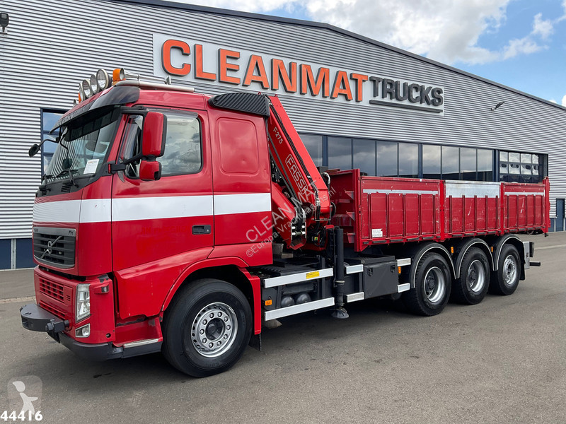 Kamion Volvo FH  8x4 Fassi 27 Tonmeter...