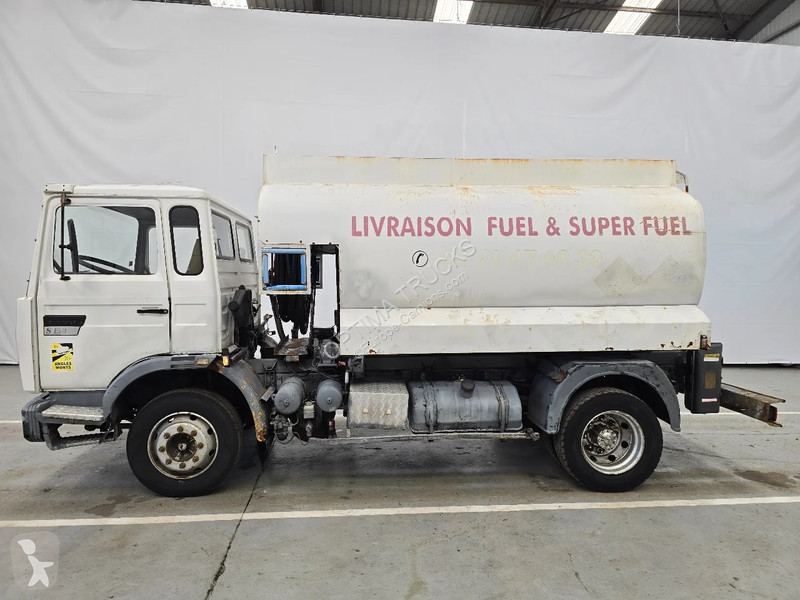 Kamion Renault 150 S / 4000L + 3000L = 7000L /...