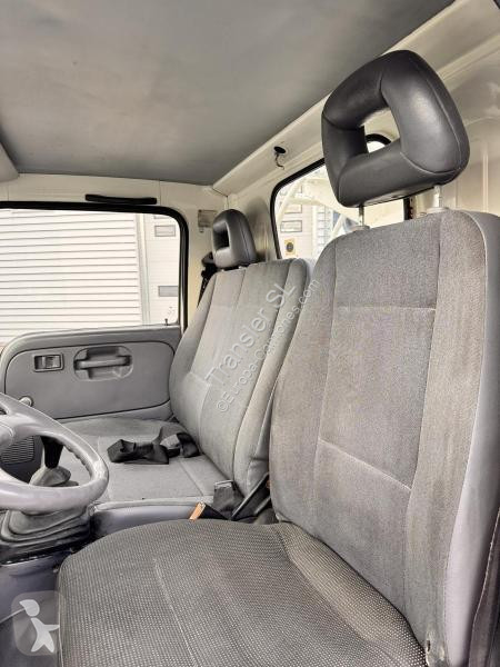Camion Nissan E