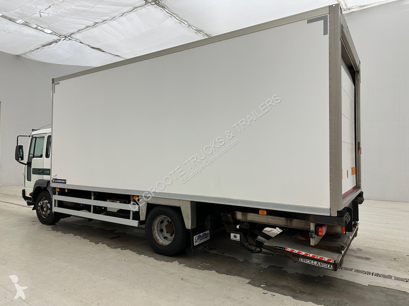 Camion Volvo FL
