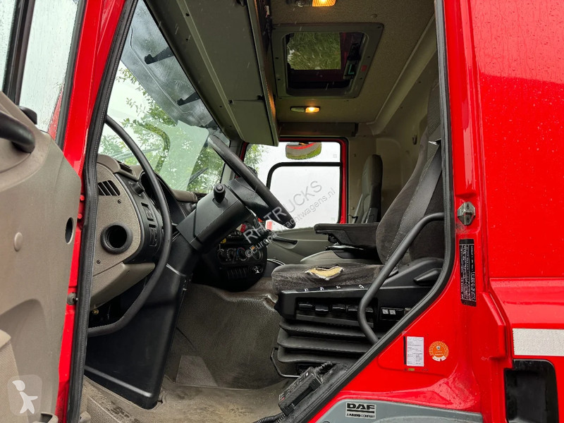 Kamion DAF 75310 4X2 + LAG HANGER DHOLLANDIA...