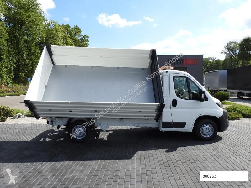Véhicule utilitaire Peugeot BOXER WYWROTKA...
