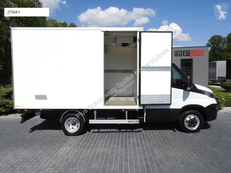 Autoutilitară Iveco DAILY 50C15 CHŁODNIA...