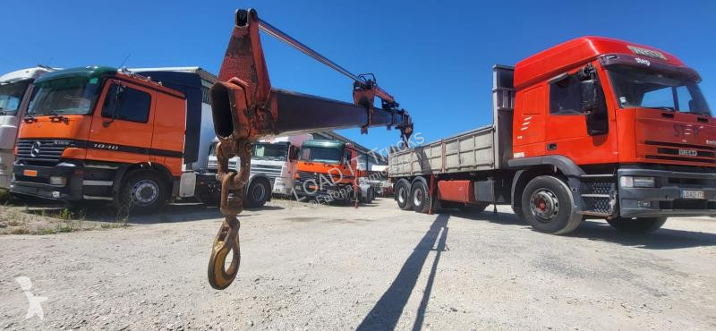 Camion Iveco 240E42 with Palfinger Crane