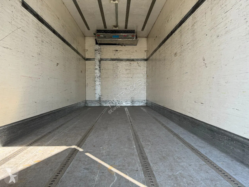 Kamion Volvo 12420 4X2 EURO 3+ BURG HANGER +...