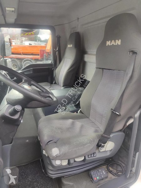 Camion MAN 15.250 2 SIDE PORTS