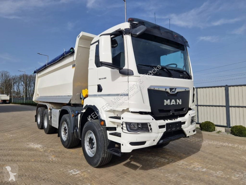 Camion MAN TGS 8x4 kipper