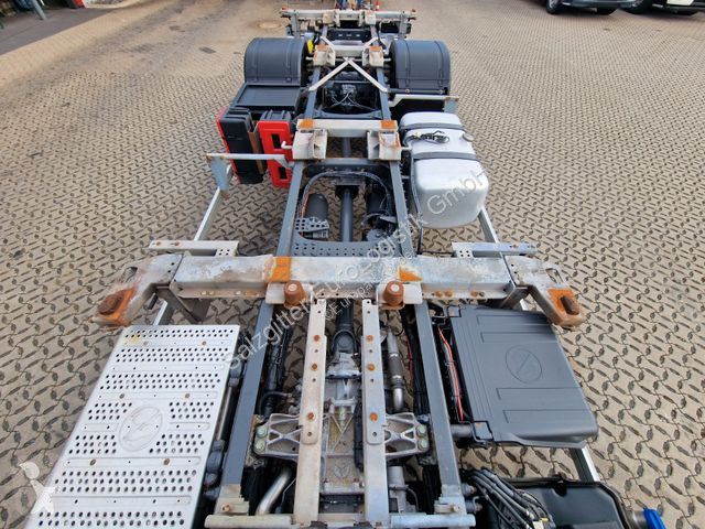 Kamion Mercedes 1840 / Ladebordwand / Retarder
