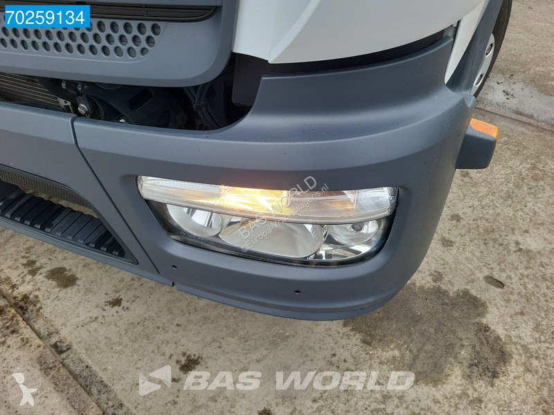Vrachtwagen Mercedes 816 4X2 8tonner Thermo...