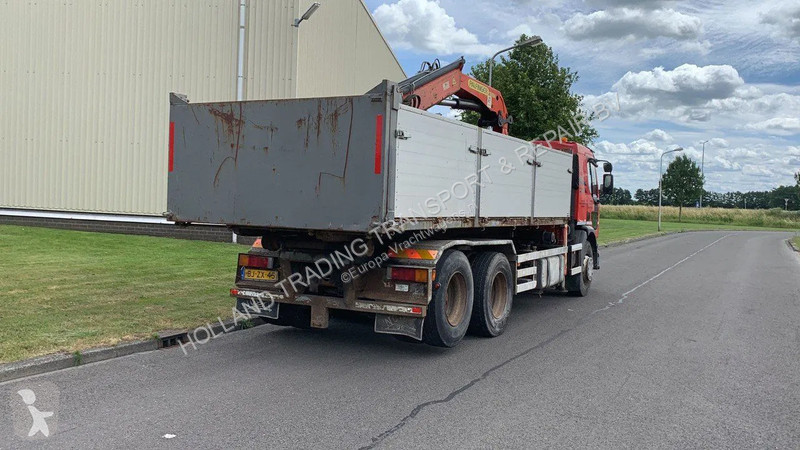 Kamion Renault 300 HD 300-27 MJ ZD Palfinger...