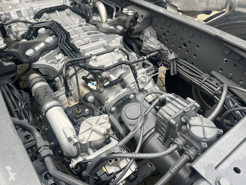 Kamion Mercedes Arocs 3251 L 8x4/4 Arocs 3251 L...