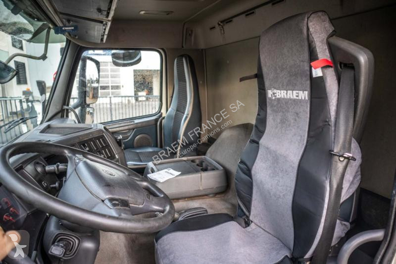 Kamion Volvo 330-6x2-E5+10 pneus/tires+intarder