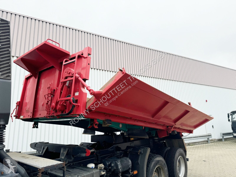 Kamion  Trakker AD260T45W 6x6 Trakker AD260T45W...