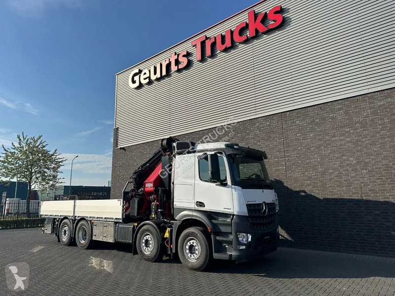 Kamion Mercedes 3251 8X2 + HMF 7020-K7 FJ...