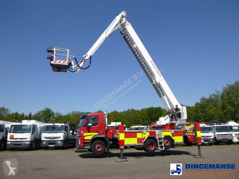 Camion Volvo 340 6x2 RHD Vema 333 TFL fire truck