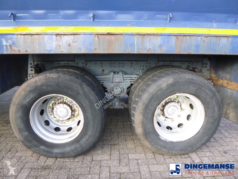 Kamion Iveco AD260T33 6X4 RHD tipper + HMF crane