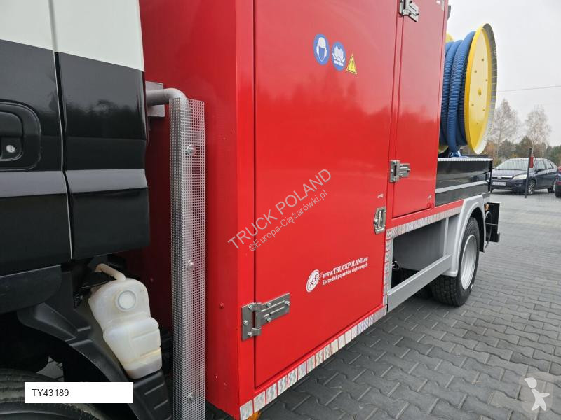 شاحنة Mitsubishi RIONED