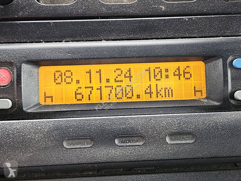 Vrachtwagen Mercedes ATEGO 815