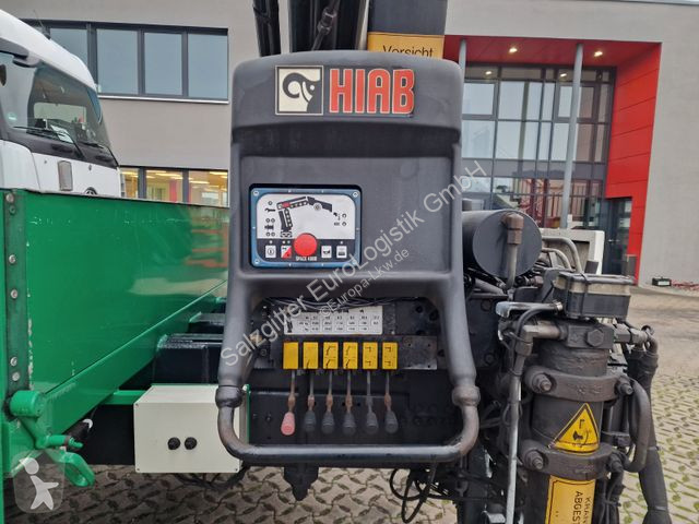 Camion MAN 18.340 4X2 BL /Standklima/HIAB 144...