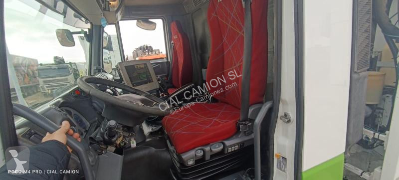 Utilaje pentru drumuri Iveco 260 E 31