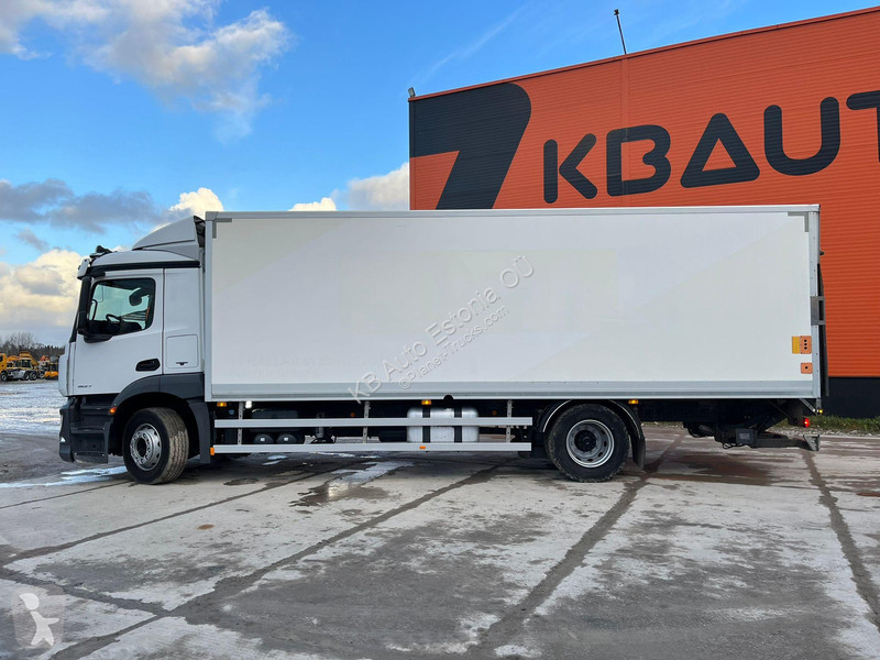 Kamion Mercedes 1827 4x2 BOX L=7560 mm