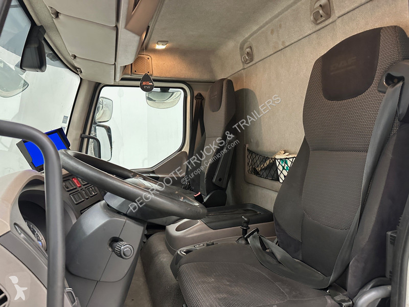 Camion DAF 230