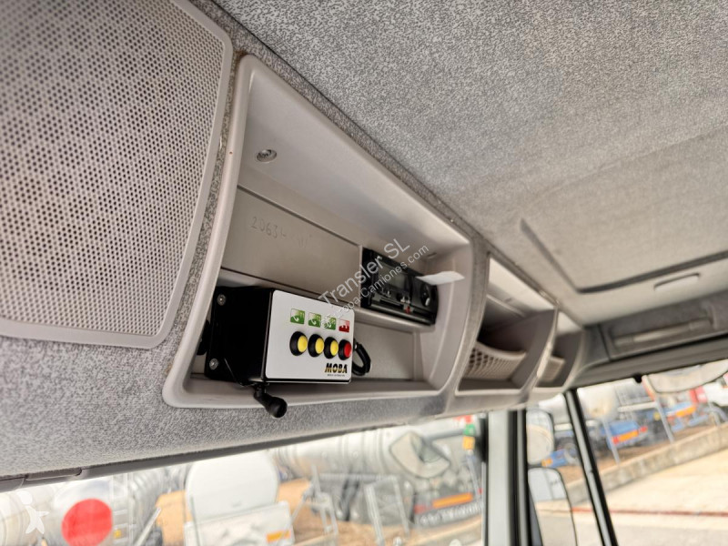 Camion Iveco  AD 260SY/PS