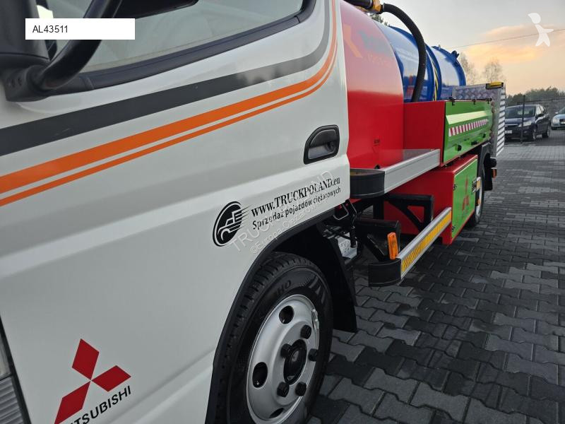 شاحنة Mitsubishi KOKS