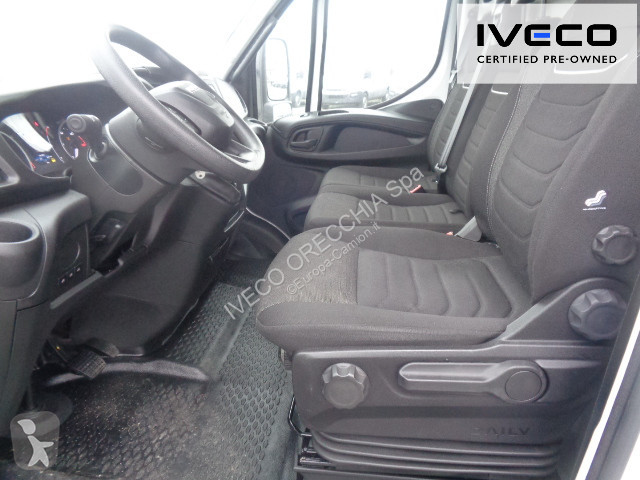 Kamion Iveco DAILY 70C18HA8/P