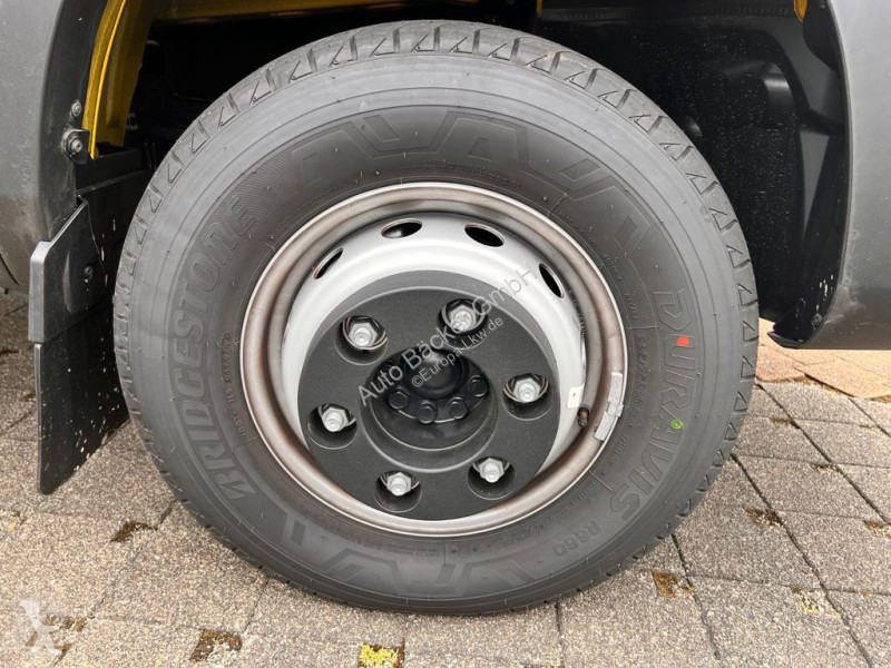 Kamion Iveco 70 C 18 DoKa 5500mm...
