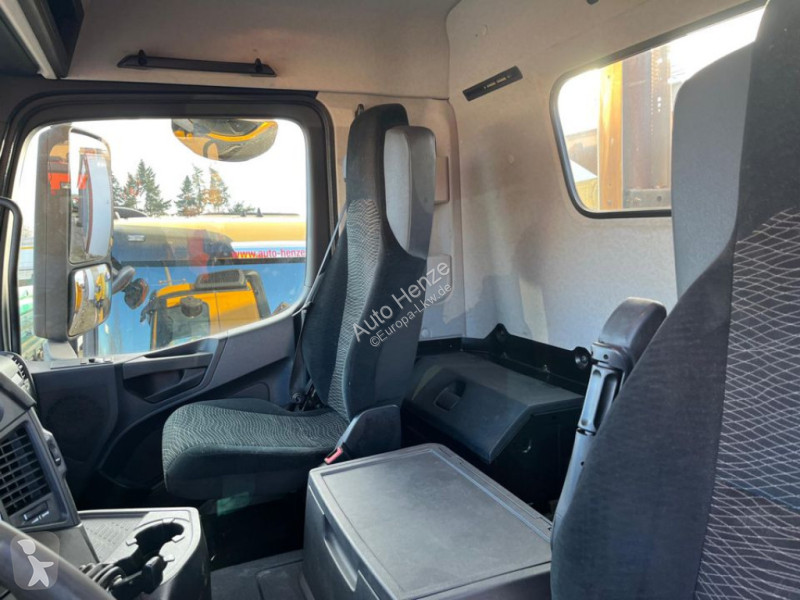 Kamion Mercedes Arocs 2663 6x4 3-Achs Kipper...