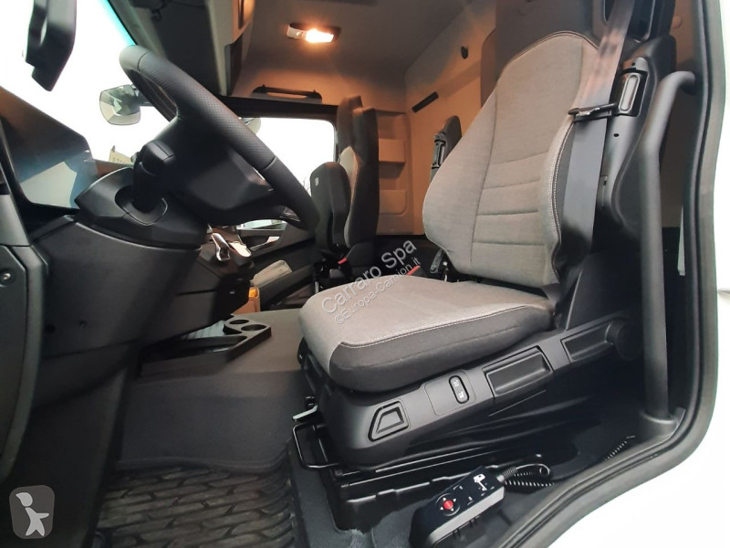 Camion Mercedes AROCS CARRO L