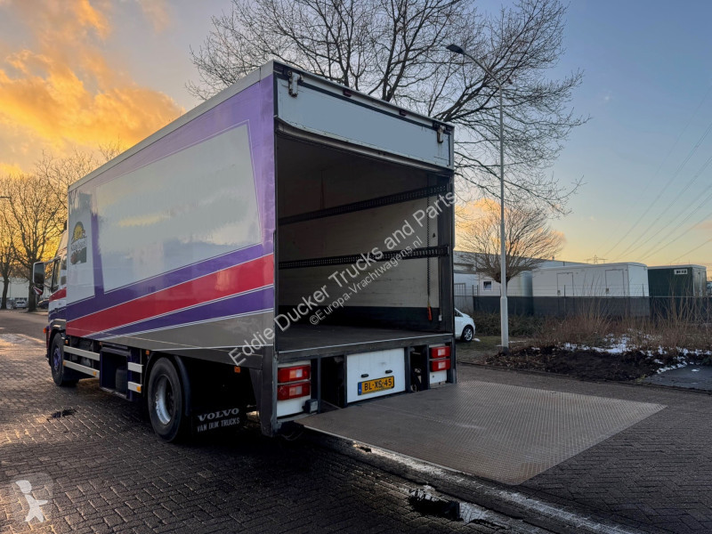 Camion Volvo 260 EURO 3 / I SHIFT