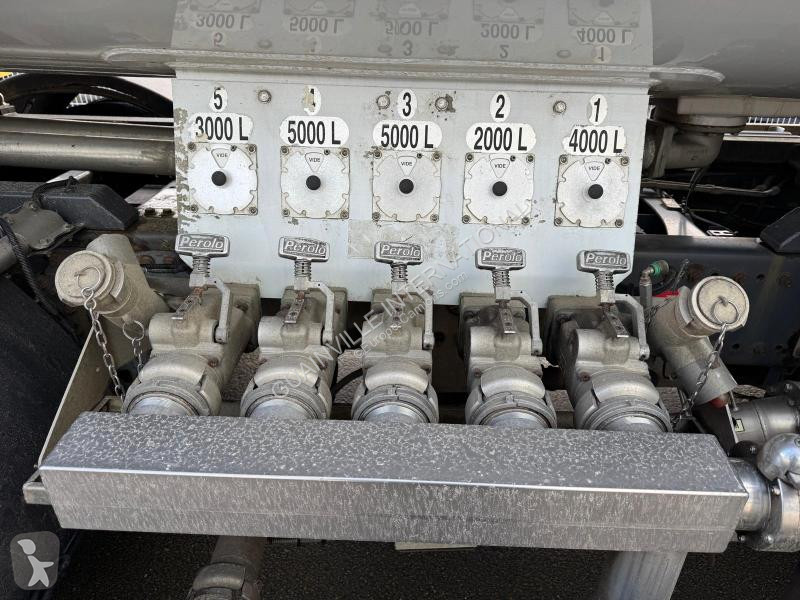 Kamion Renault 370 DXI