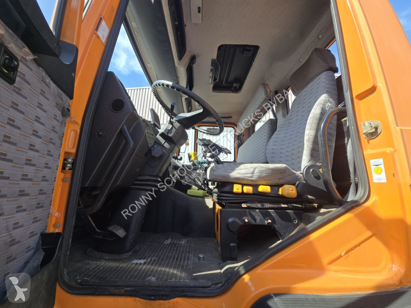 Kamion MAN F10 26.272 6x6 F10 26.272 6x6, F90