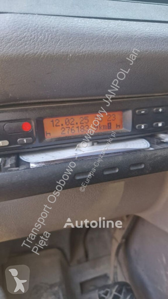 Kamion Renault MIDLUM 180 DCI / 2004 / rampe